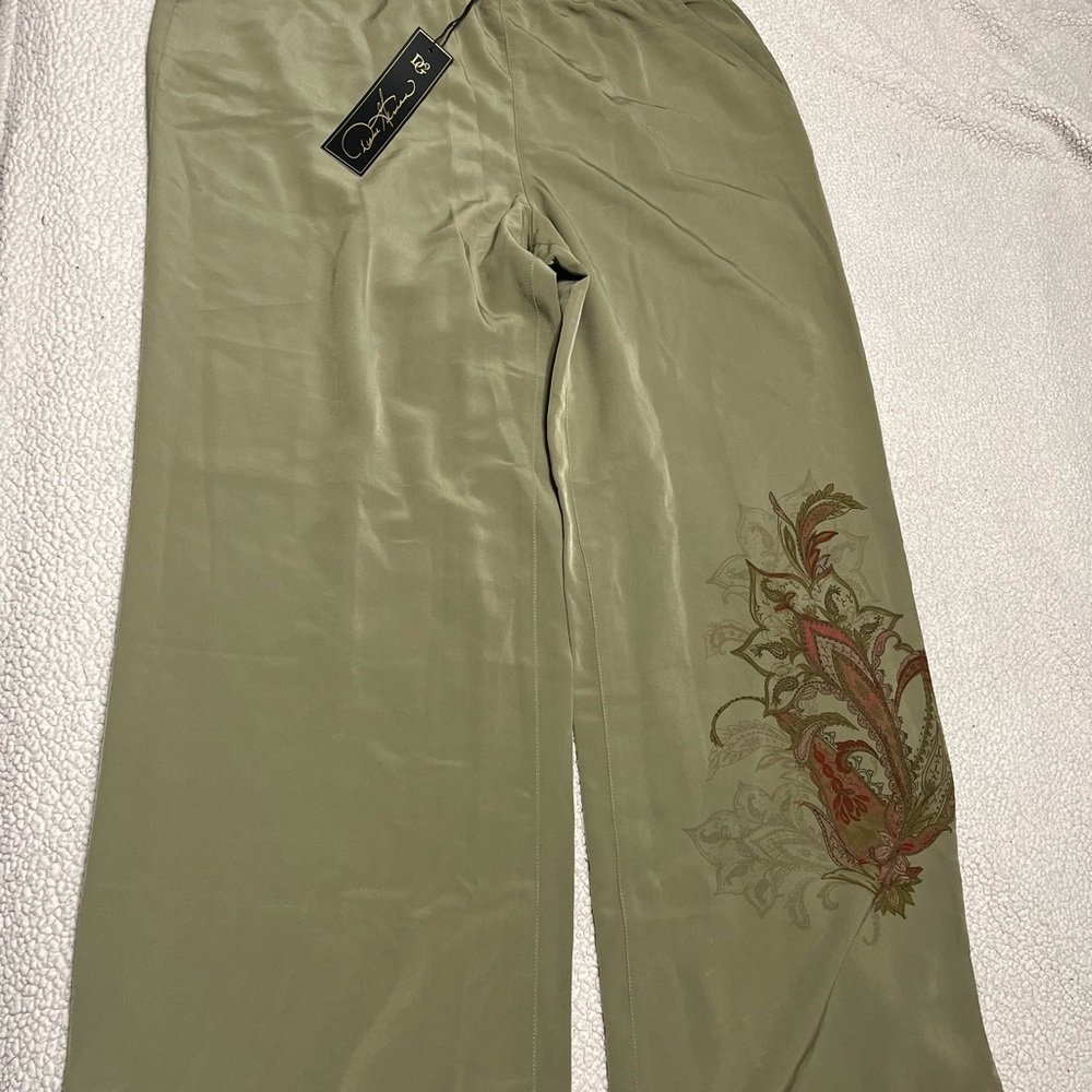 Olive Green Wide-Leg Pants with Design size L